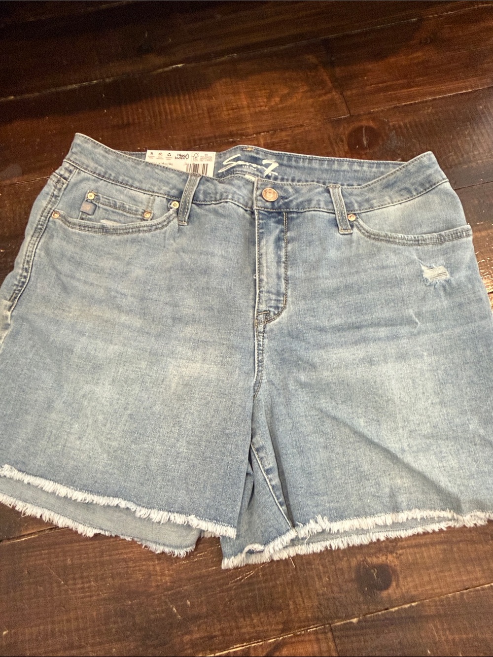 Blue Denim Frayed Hem Jean weekend Shorts